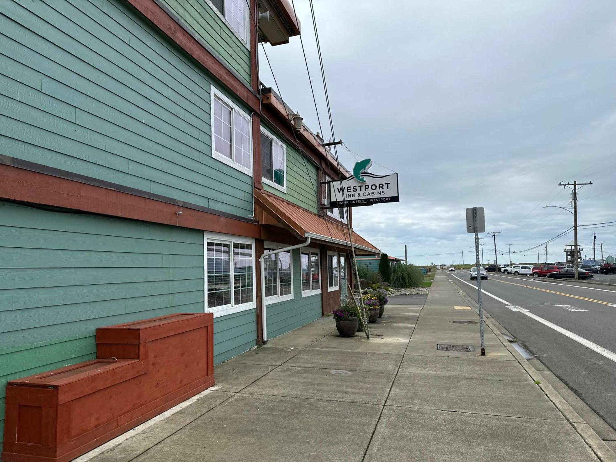 Westport Inn Экстерьер фото